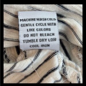 Clothes To Live In Crinkle Top Women's M Asymmetrical Tunic Beige